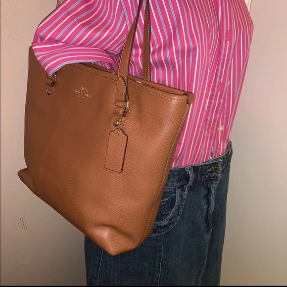 Coach Handbags - NWT Authentic Coach Zip Top Tote leather Saddle